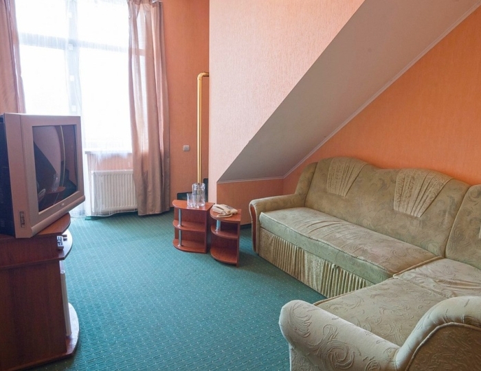 4-мест. 3-комн. 2-уровн. люкс - Отель «Атлантик Плюс» Феодосия