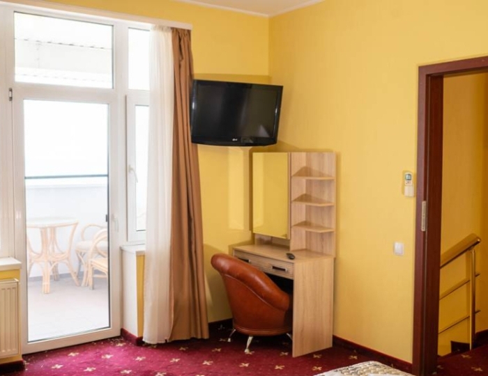 4-мест. 3-комн. 2-уровн. люкс - Отель «Атлантик Плюс» Феодосия